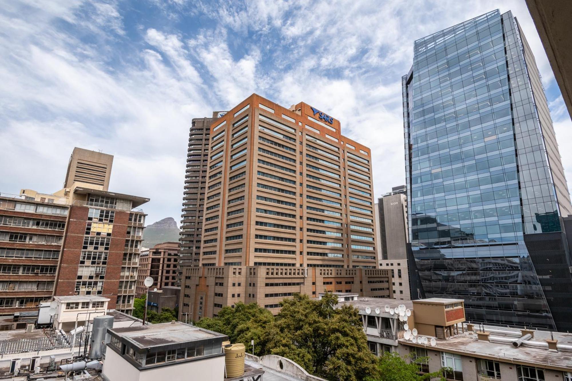 Apartment Walk To Cticc & V&a